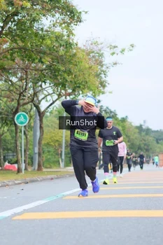 Runner Photo 5667831