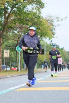 Runner Photo 5667843