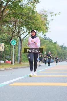 Runner Photo 5667866