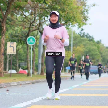 Runner Photo 5667875