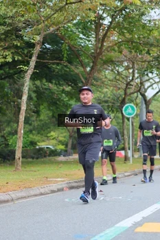 Runner Photo 5667890