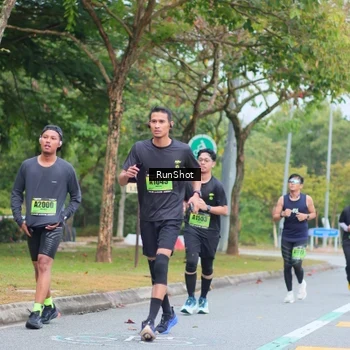 Runner Photo 5667912