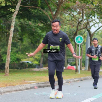 Runner Photo 5667977