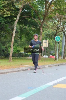 Runner Photo 5668039
