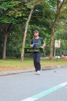 Runner Photo 5668046
