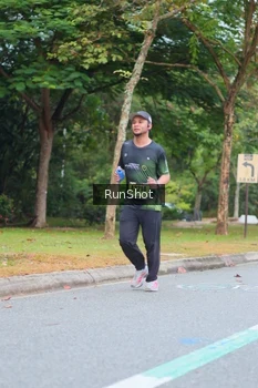 Runner Photo 5668049