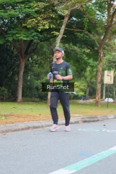 Runner Photo 5668052