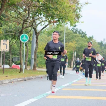 Runner Photo 5668059