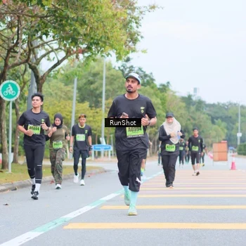Runner Photo 5668066
