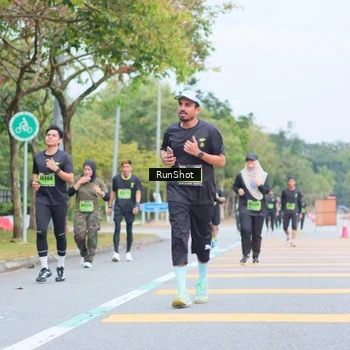 Runner Photo 5668072
