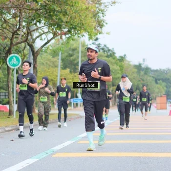 Runner Photo 5668073