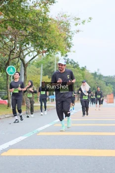 Runner Photo 5668078