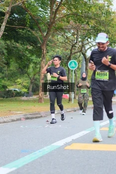 Runner Photo 5668096