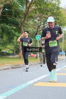 Runner Photo 5668100