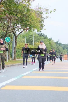 Runner Photo 5668115