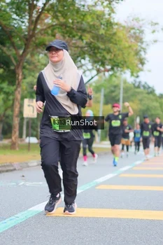 Runner Photo 5668157