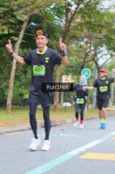 Runner Photo 5668158