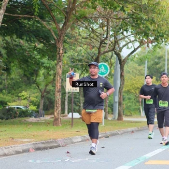 Runner Photo 5668216