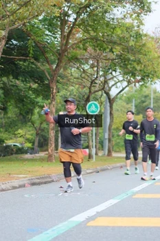 Runner Photo 5668237
