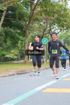 Runner Photo 5668248