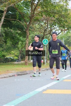 Runner Photo 5668250