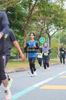 Runner Photo 5668279