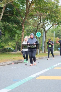 Runner Photo 5668297