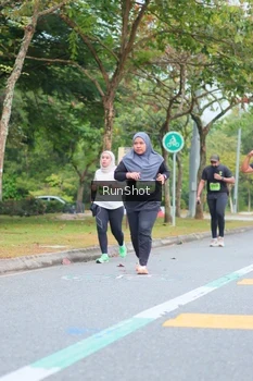 Runner Photo 5668302