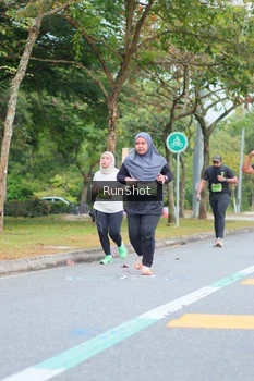 Runner Photo 5668317