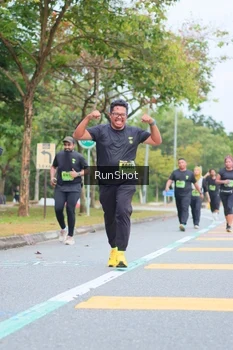 Runner Photo 5668323