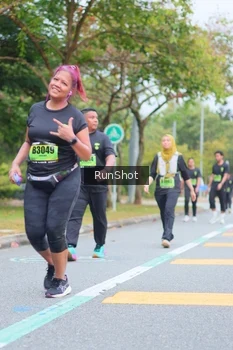 Runner Photo 5668375
