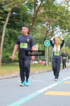 Runner Photo 5668385