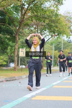 Runner Photo 5668393
