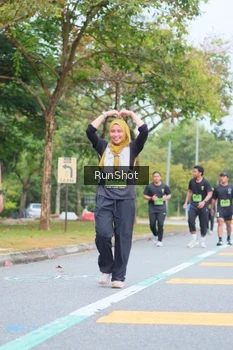 Runner Photo 5668394