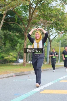 Runner Photo 5668396