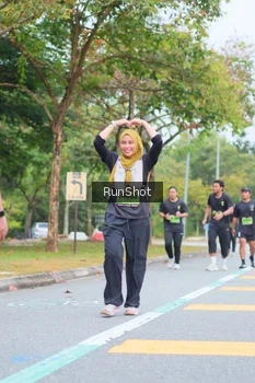 Runner Photo 5668398