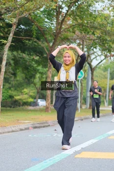 Runner Photo 5668405