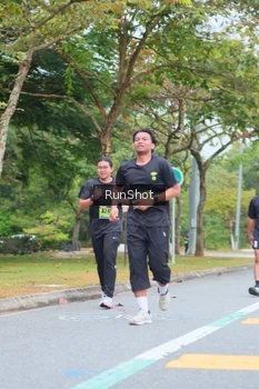 Runner Photo 5668420