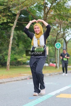 Runner Photo 5668421