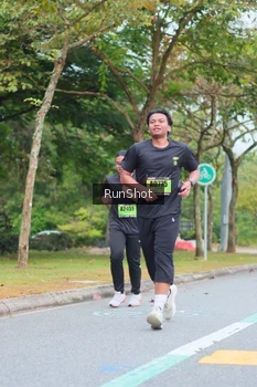 Runner Photo 5668426