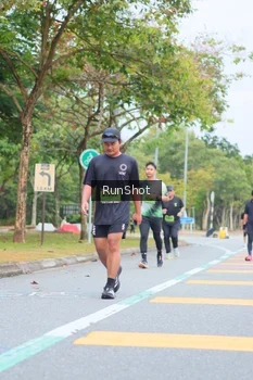 Runner Photo 5668439