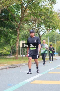 Runner Photo 5668447