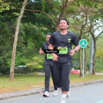 Runner Photo 5668455