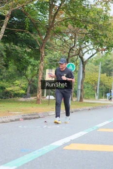 Runner Photo 5668470
