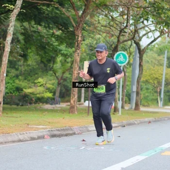 Runner Photo 5668475