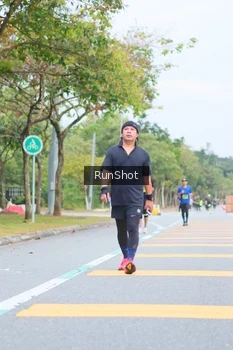 Runner Photo 5668492