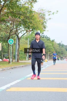 Runner Photo 5668502