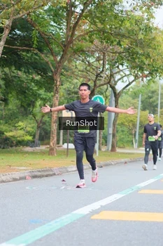 Runner Photo 5668539