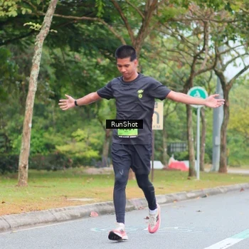 Runner Photo 5668542