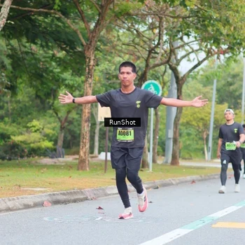 Runner Photo 5668543
